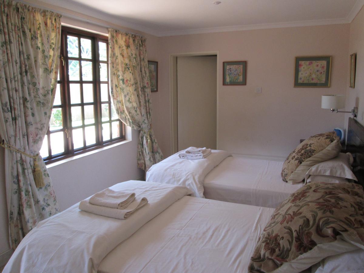 Bed and Breakfast 12 Fleetwood Хараре Экстерьер фото